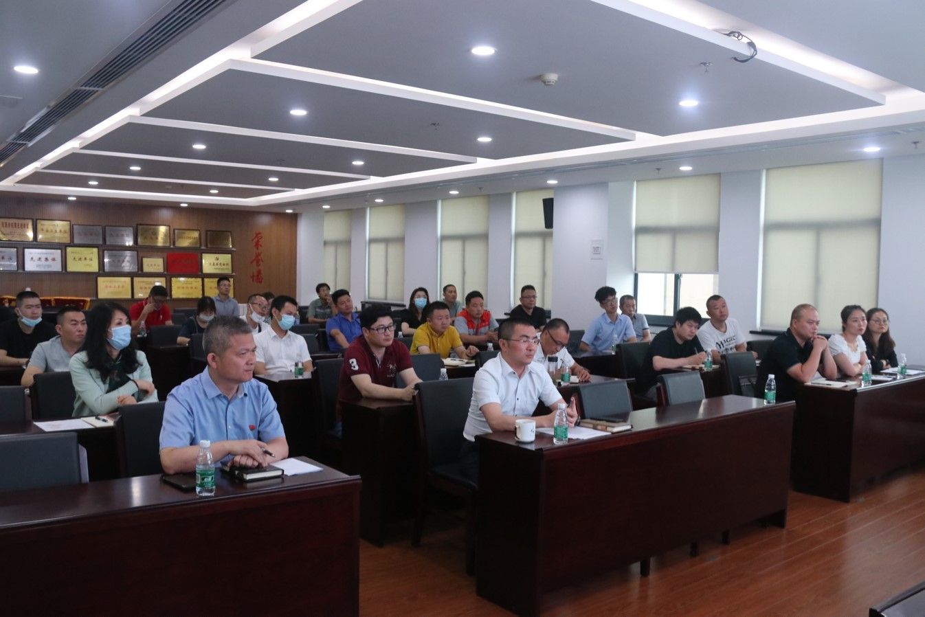 筑牢防地  守牢底线 yl6809永利集团召开谋划性资产专题清静生产事情会
