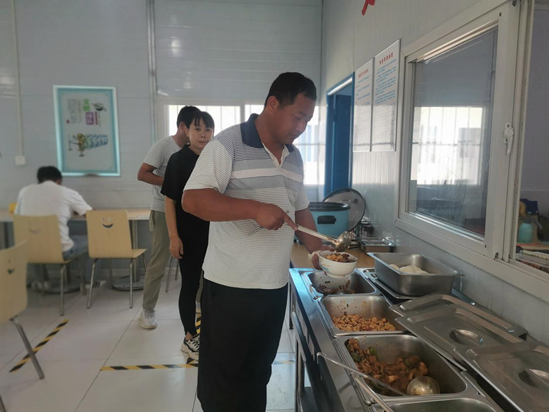 南京yl6809永利集团：打造暖心工地，，，，，助推项目高质量生长